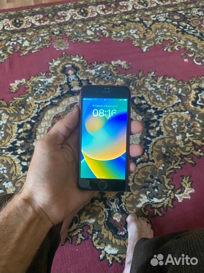 Мобильные телефоны бу iPhone 8
