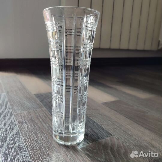 Хрустальная ваза