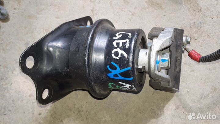 Опора двигателя правая хонда фит,джазз,GE6