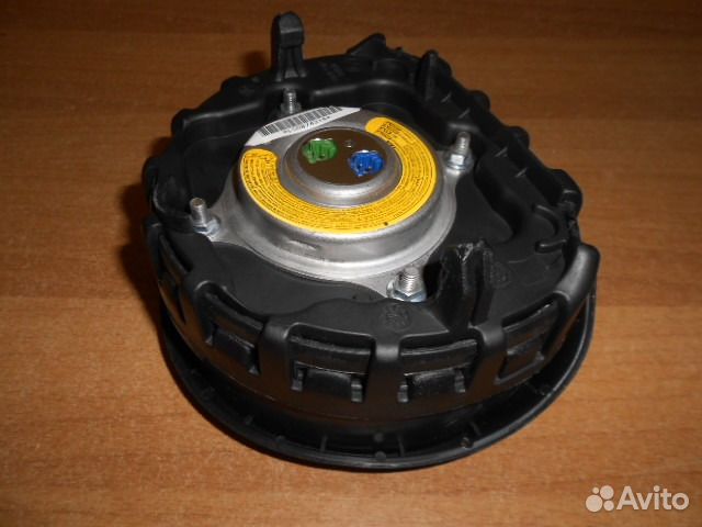 Airbag рулевая BMW 1 серии 2004-2011 г. в