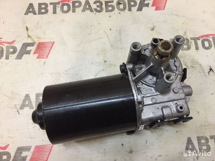 Audi A6 C5 Моторчик стеклоочистителя передний