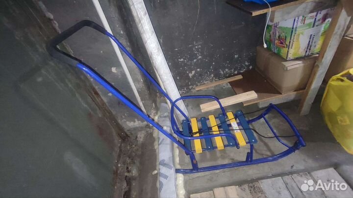 Санки со съемной ручкой