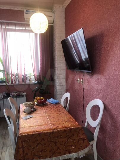 2-к. квартира, 42 м², 1/10 эт.