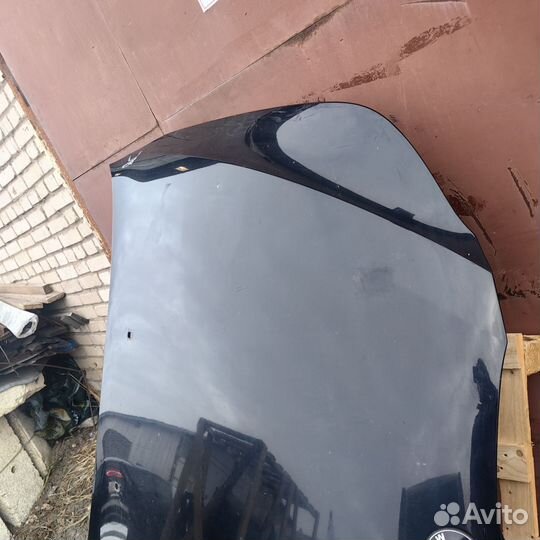 Капот BMW e60 под ремонт
