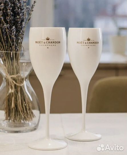 Новый набор бокалов Моёт для шампанского