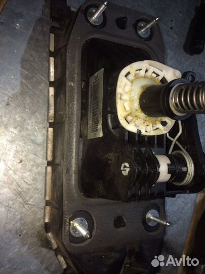 Механизм переключения МКПП Кулиса 5JA711061 Skoda