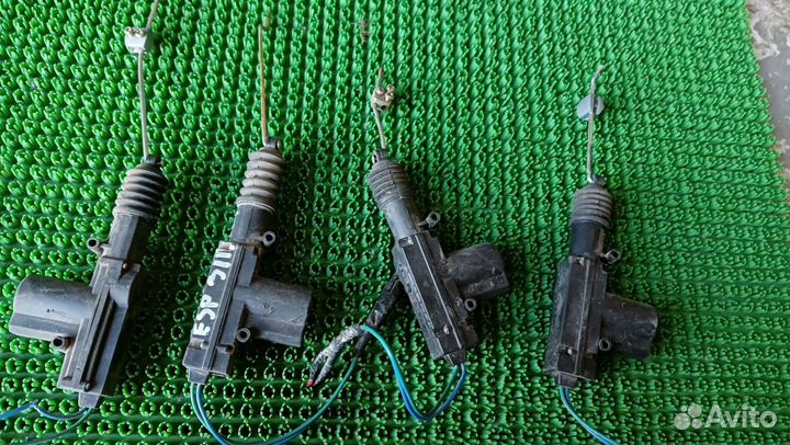 Центральный замок saturn