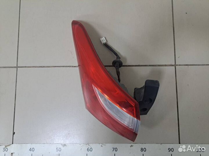 Б/У Фонарь задний наружный левый 92401A6200