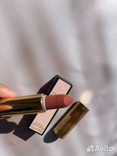 Gucci помада
