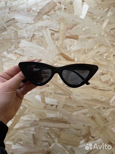 Солнцезащитные очки