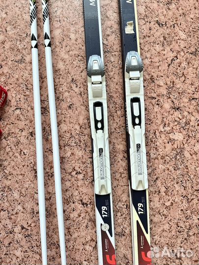 Беговые лыжи