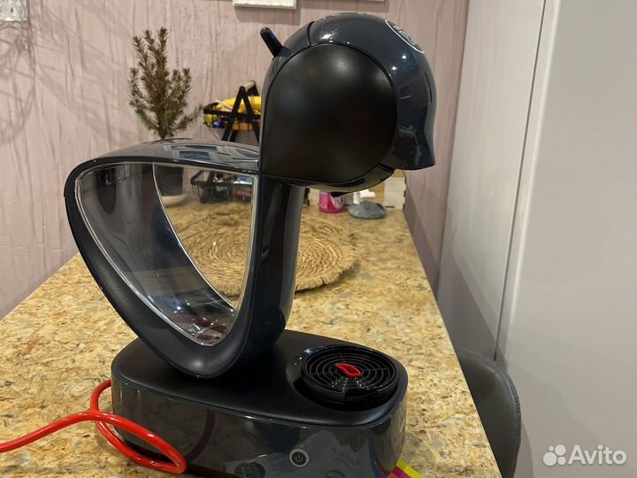 Капсульгая кофе машина dolce gusto