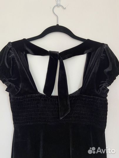 Черное бархатное платье в готическом стиле S