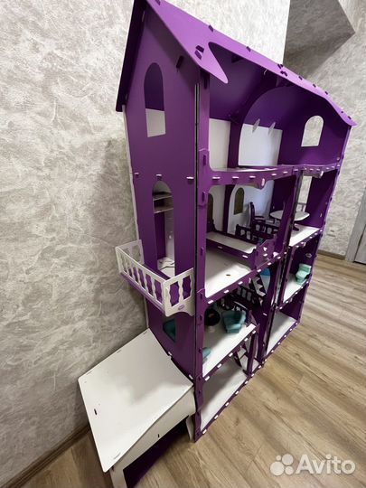 Домик кукольный