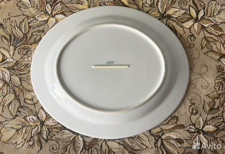 Блюдо большое овальное