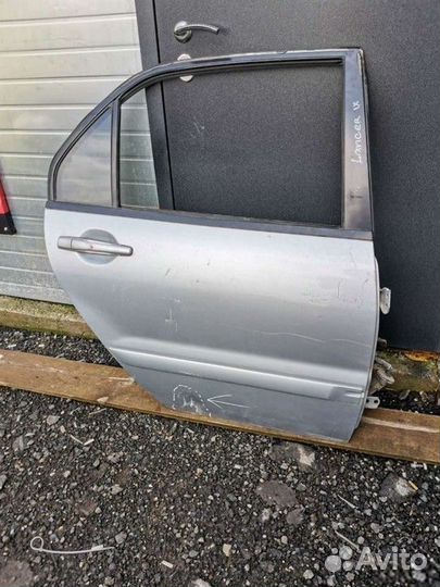 Дверь задняя правая (Mitsubishi Lancer)