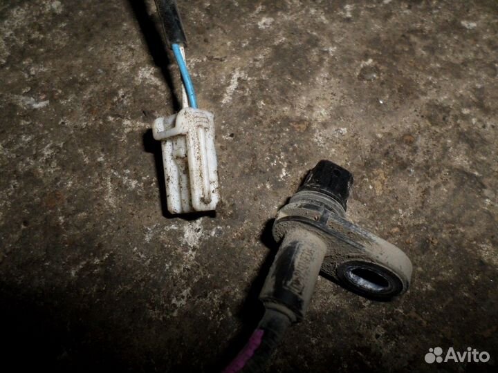 Датчик ABS задний правый (Mazda 3)