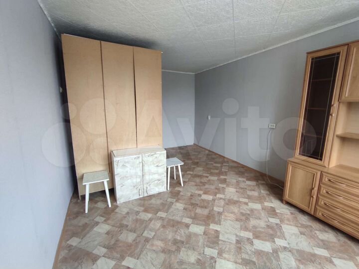 Комната 18 м² в 8-к., 5/5 эт.