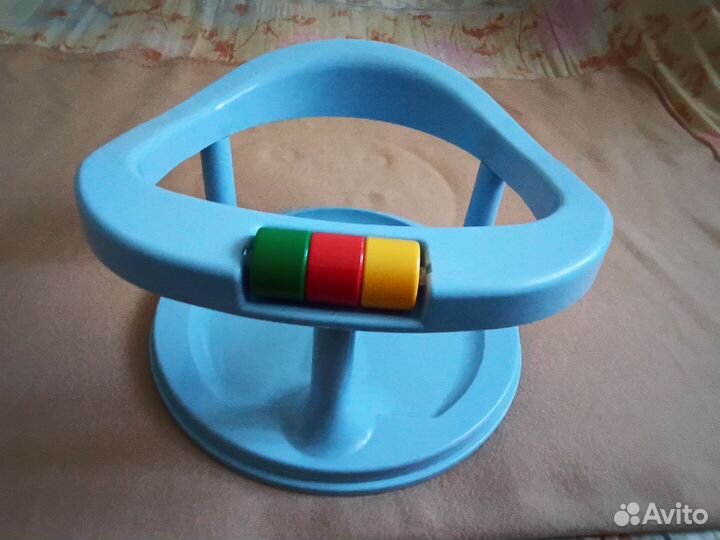 Стульчик для купания в ванной