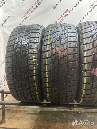 Goodyear Ice Navi 6 215/45 R17 83M