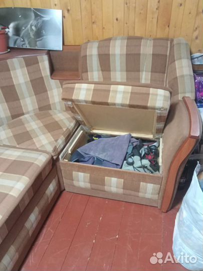 Диван угловой