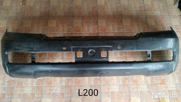 Бампер передний Toyota LC 200