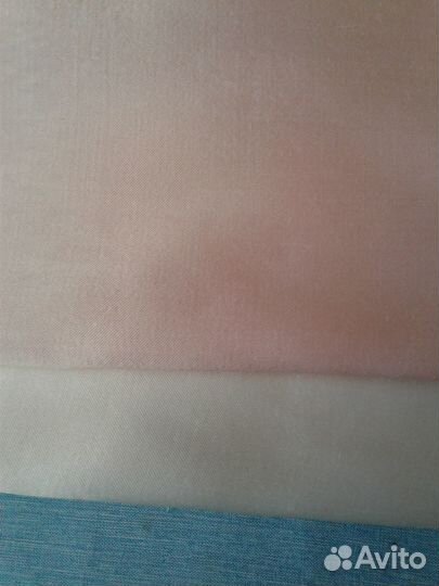 Отрезы тканей разные