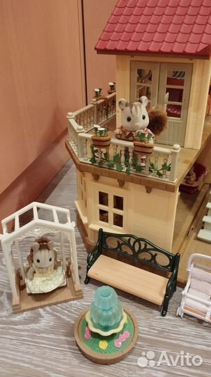 Sylvanian Families домик с мебелью и семьей белок