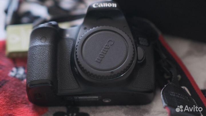 Фотоаппарат Canon 60d комплект