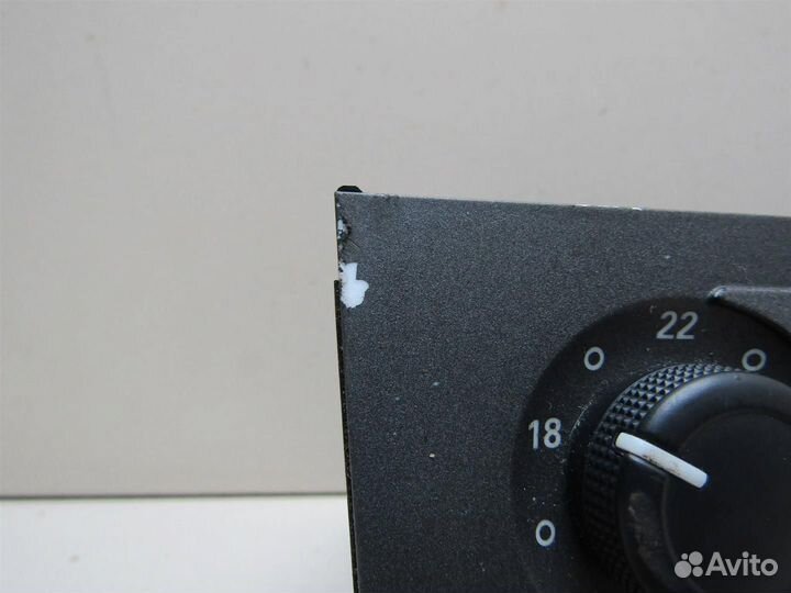 Блок управления климатической установкой Audi A6