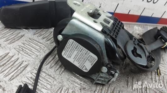 Ремень безопасности с пиропатроном сиденья передне