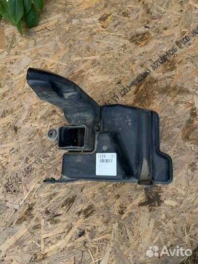 Резонатор воздушного фильтра Kia Magentis EF G4JP