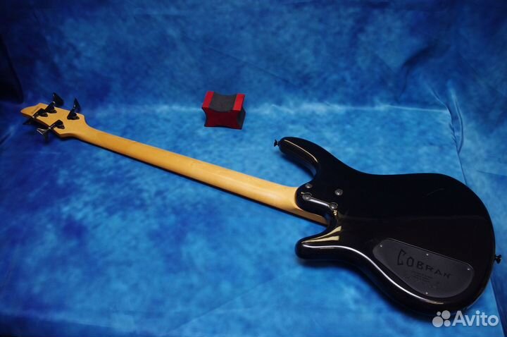 Бас-гитара Cobran SVB-SPL. Japan