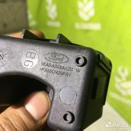 Пепельница задняя (в консоль) Форд Фокус 1