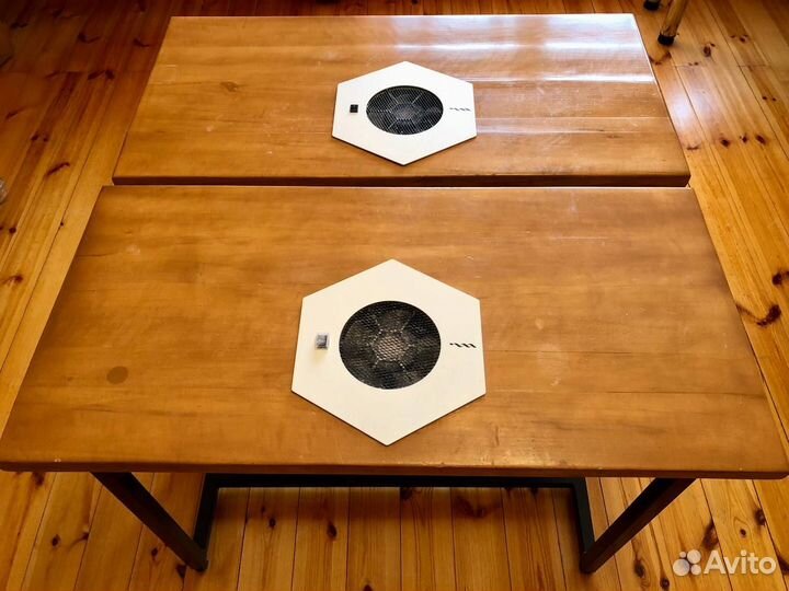 Маникюрный стол со встроенным пылесосом\вытяжкой