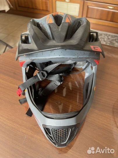 Велошлем Cratoni s-m