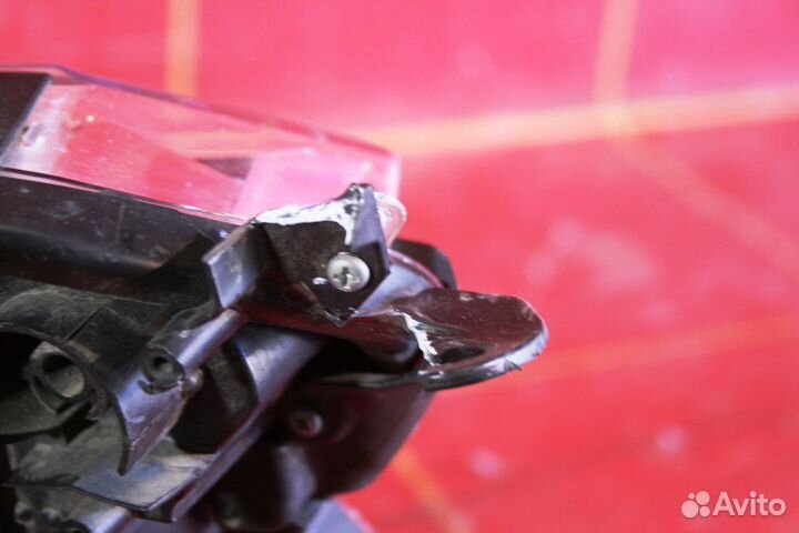 Фара левая Toyota RAV4