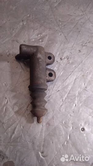 Цилиндр сцепления рабочий Mitsubishi Carisma рест