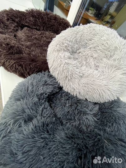 Лежанки для кошек и собак