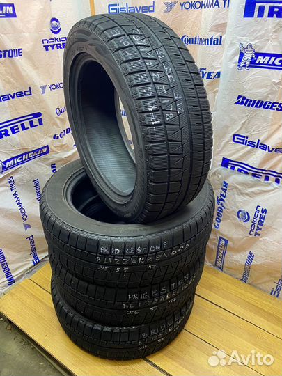 Bridgestone Blizzak Revo GZ 215/55 R17 94S