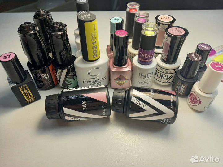 Гель лак для ногтей