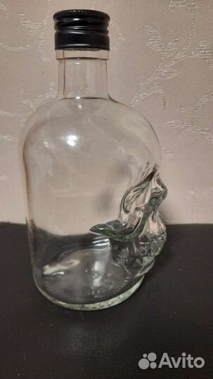 Бутылка Череп 0.5л