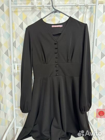 Платье женское