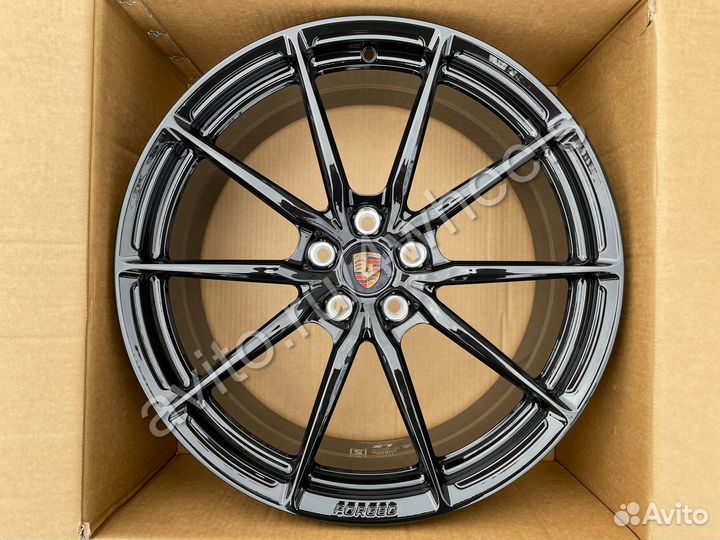 Кованые диски Porsche Macan R19 наличие