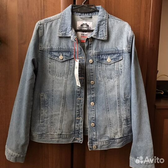 Джинсовая куртка
