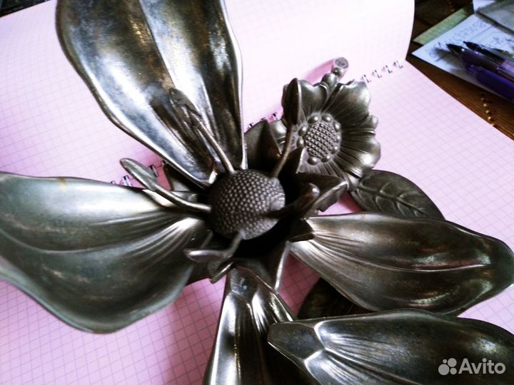 Цветок Бронзовый 