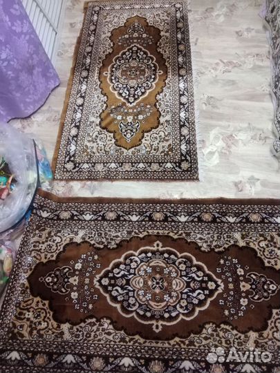 Ковровое покрывало СССР на диван и кресло