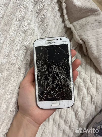 Samsung Galaxy A01, 2/16 ГБ