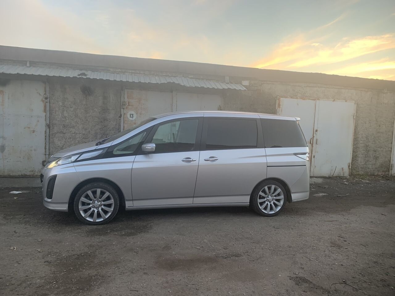 Mazda Biante: фото из отзыва