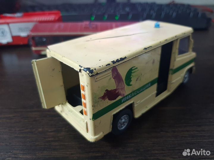 Модельки машин